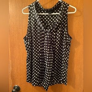 White House Black Market top polka dot tie neck black white like new XL WHBM